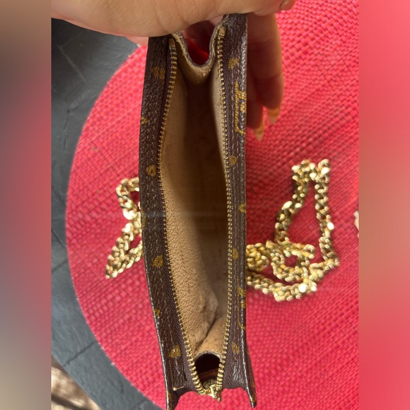 Louis Vuitton monogram mini pouch🌙 - Picture 6 of 11